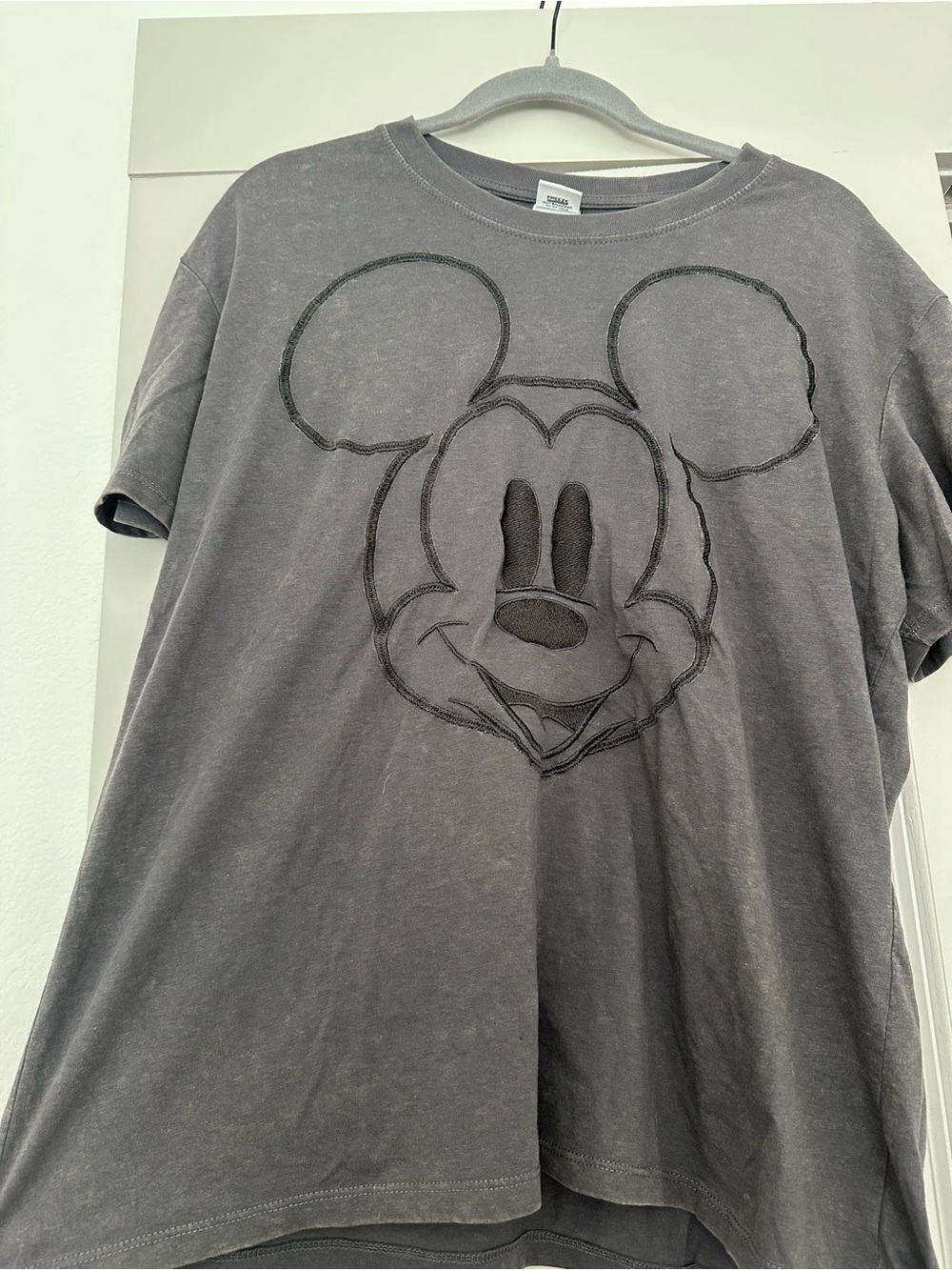 Disney Gray Short-Sleeve Mickey Outline Tee